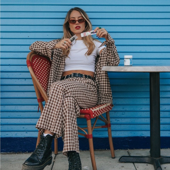 Checkered Set - Picture 2 of 2